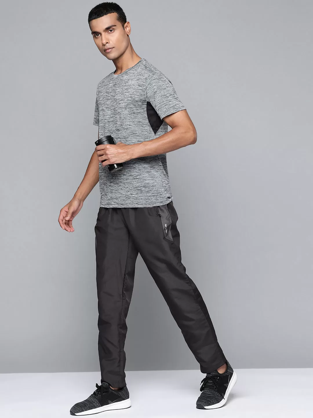 Alcis Men Black Solid Track Pants