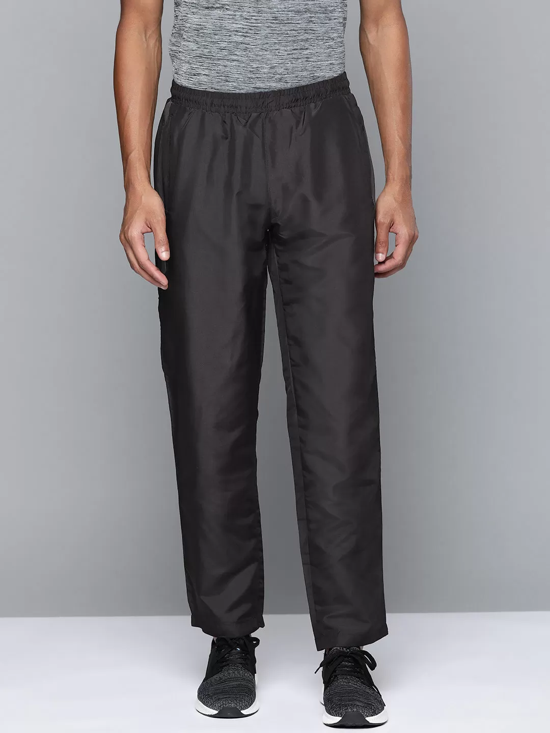 Alcis Men Black Solid Track Pants