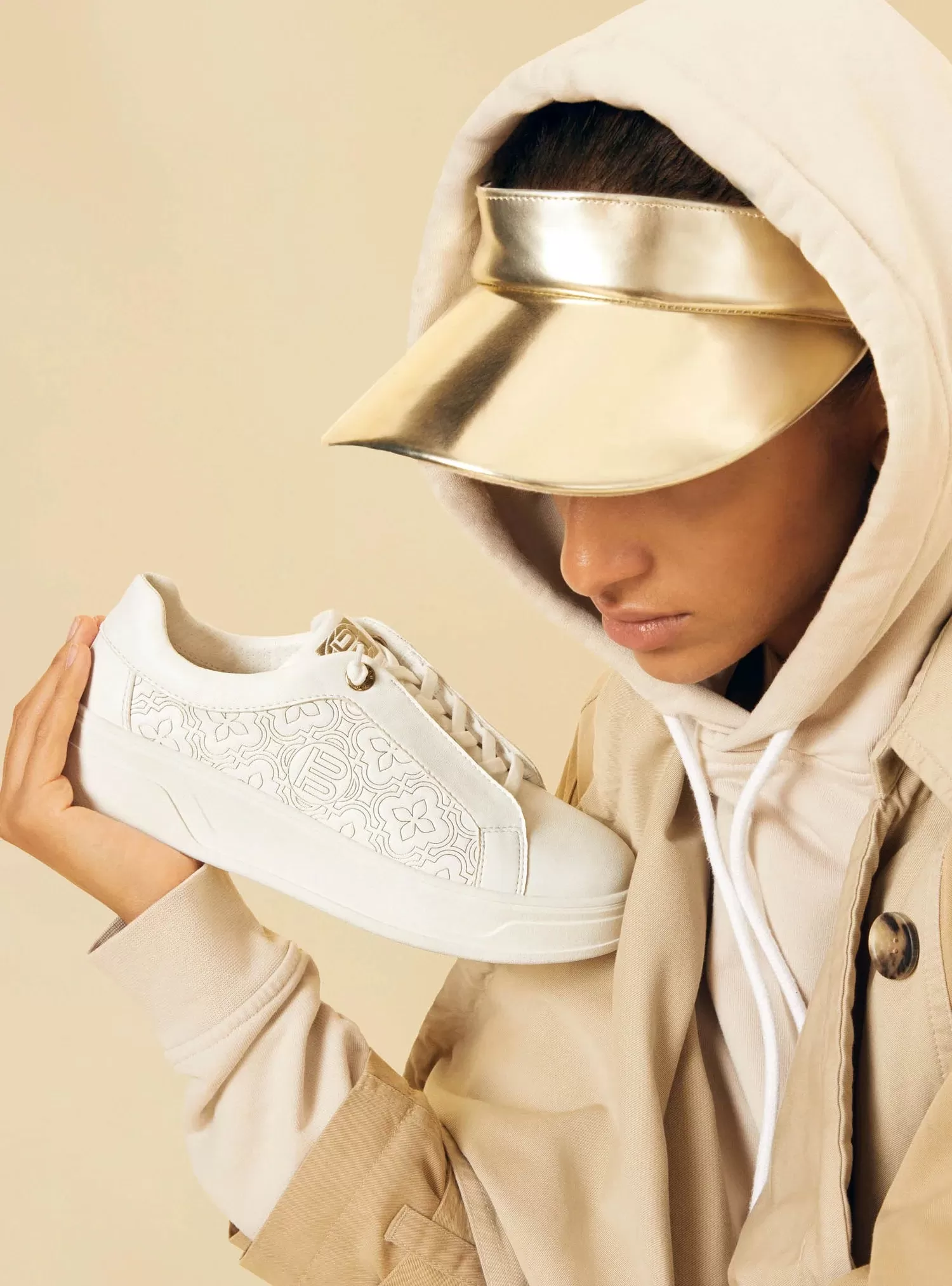 BAGATT White/Gold Platform Trainer