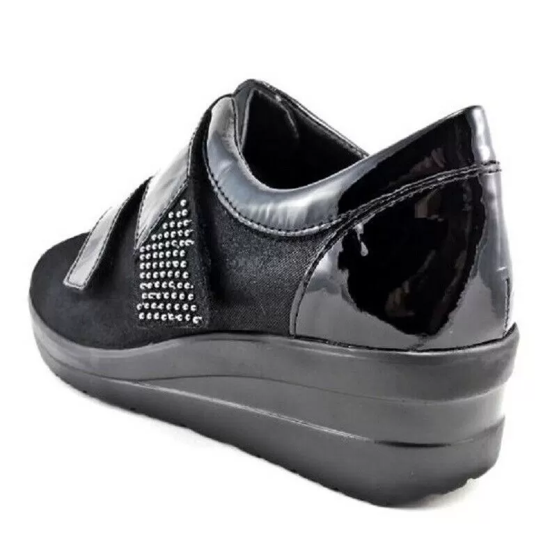 Cinzia Soft - Art. IV5405C-EF 001-Sneakers per donna - Colore nero- Materiale elasticizzato