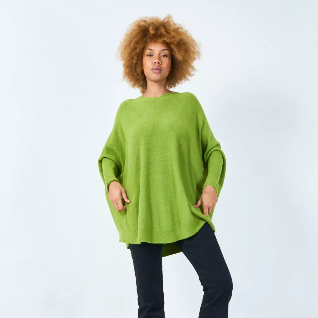 Classic round neck knit sweater wholesale