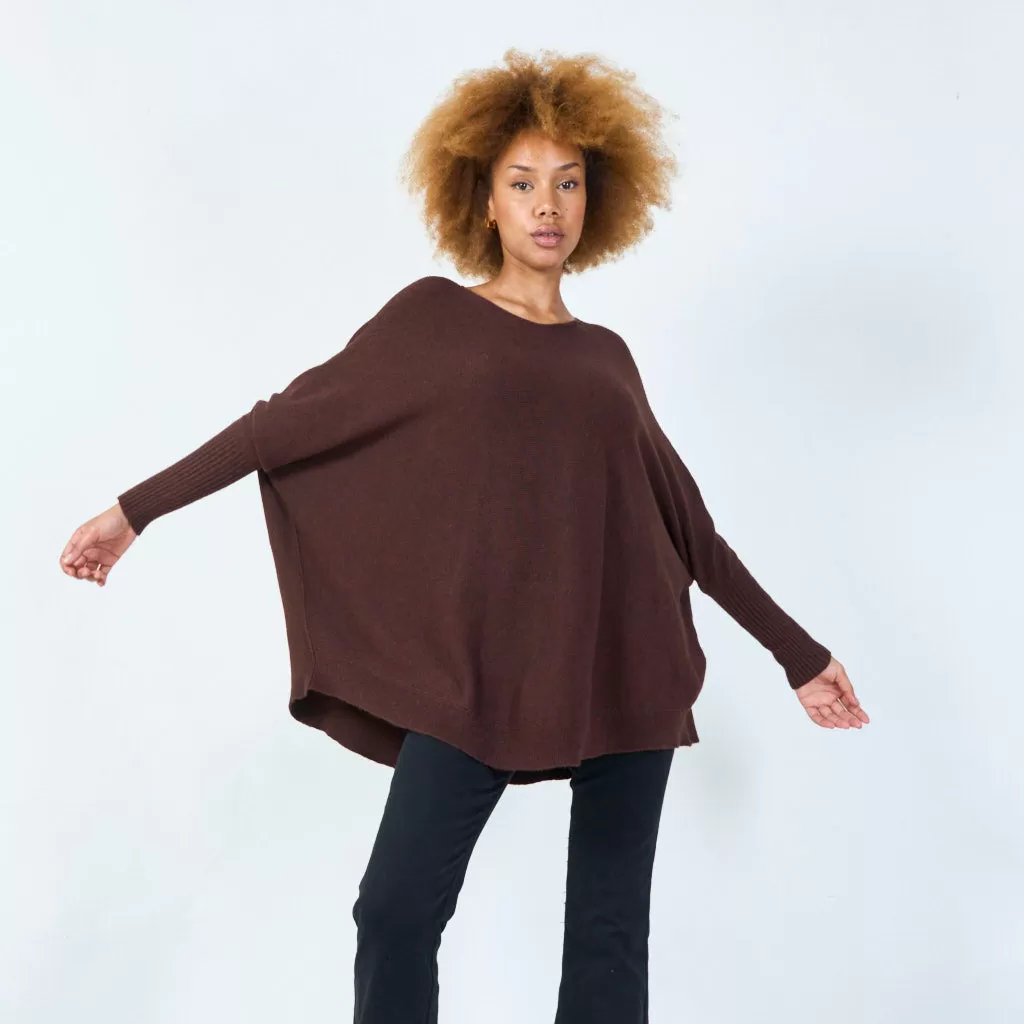 Classic round neck knit sweater wholesale