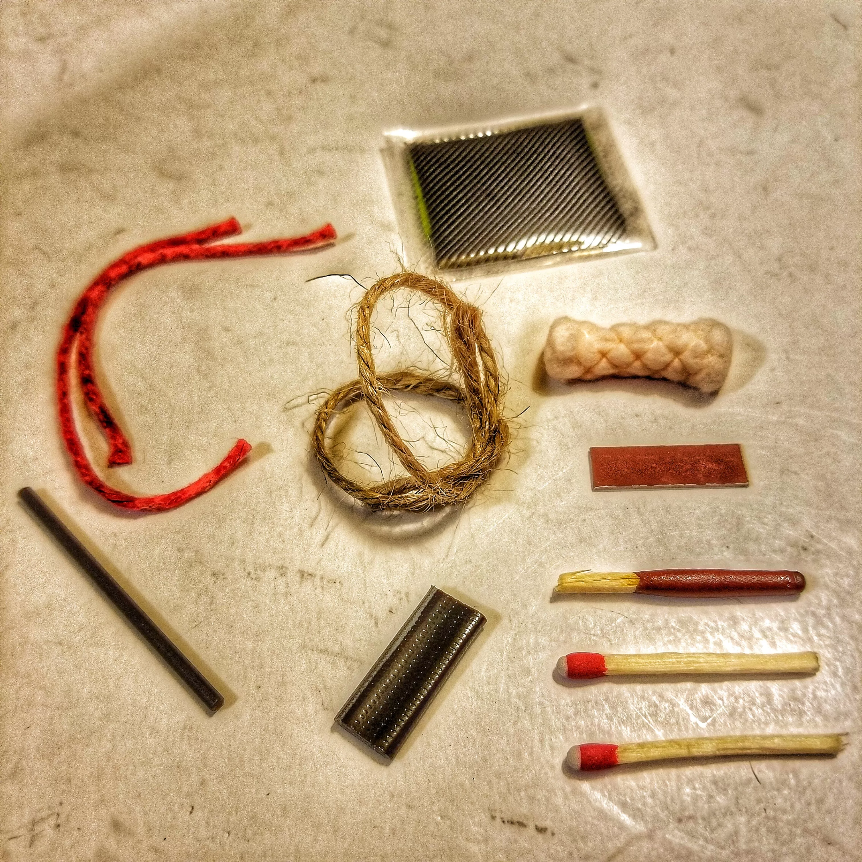 Fire Patch Kit: fire crafting supplies and tinder