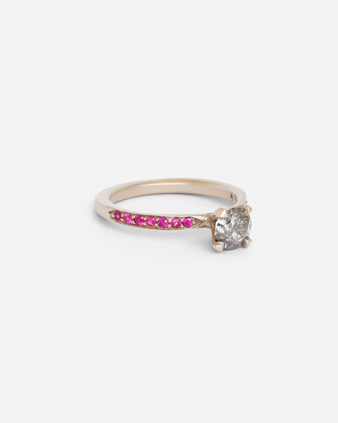 Imperatrix / Salt & Pepper Pink Ring