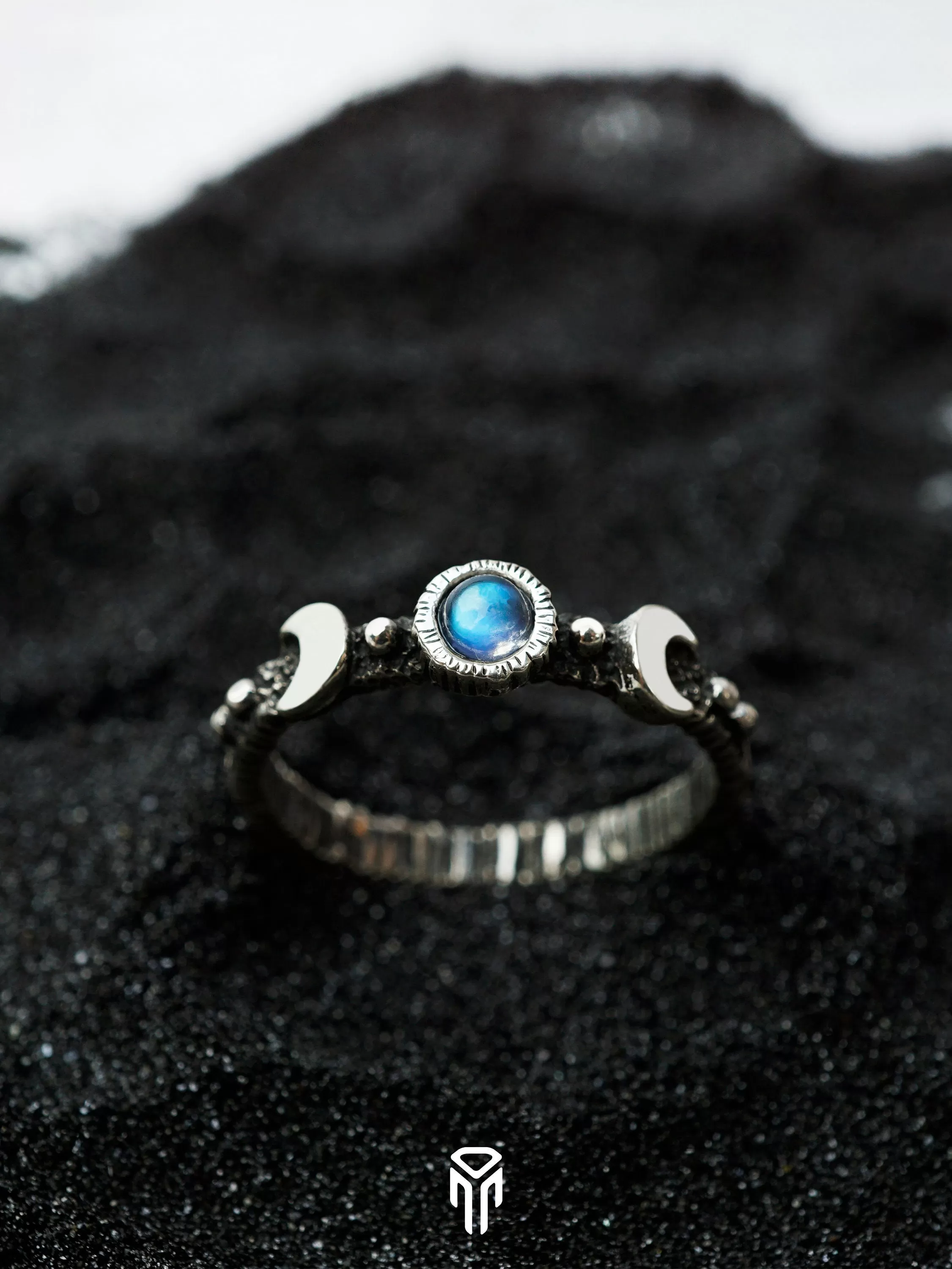 LALUNA | Moonstone silver ring