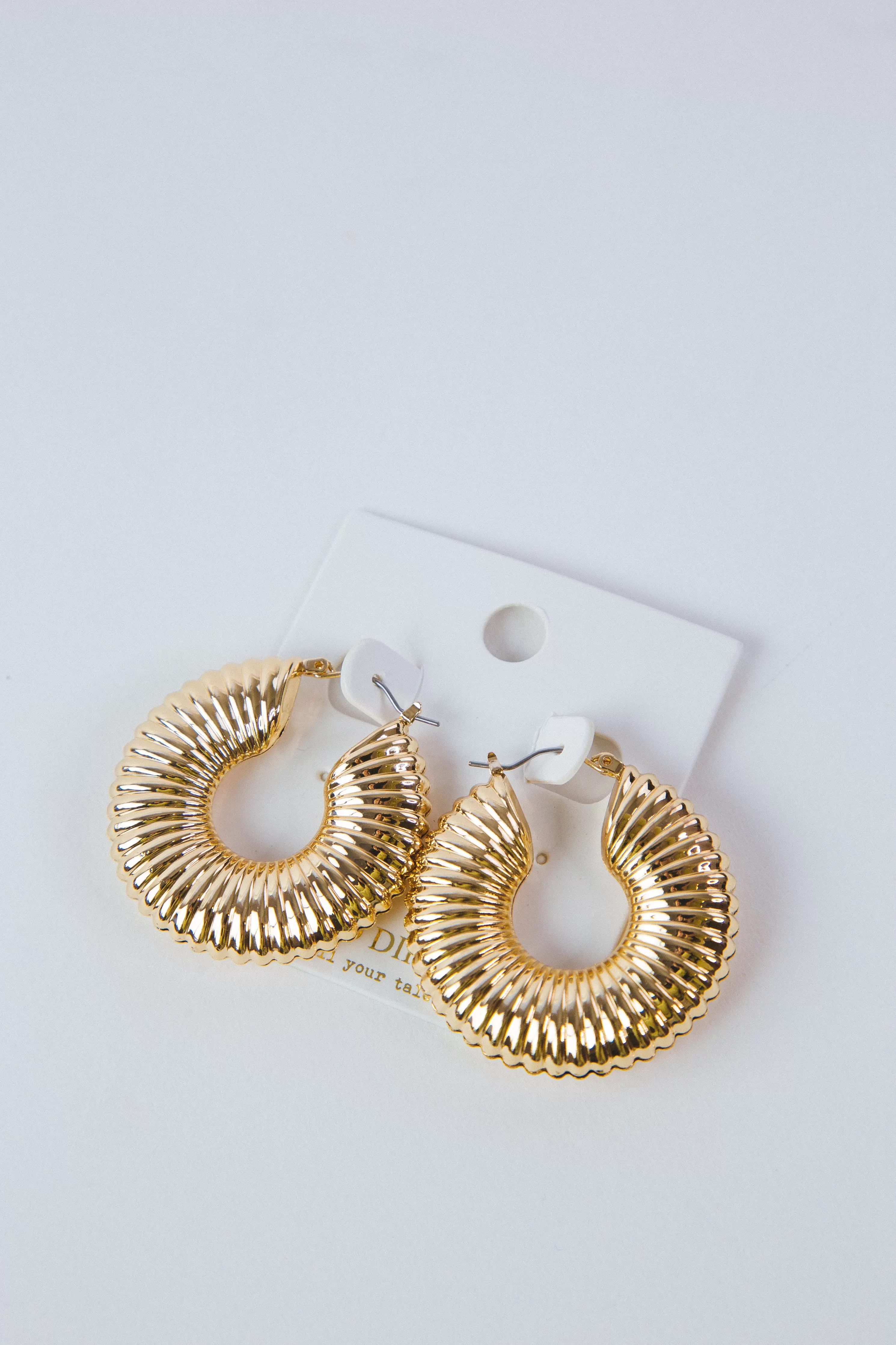 Lea Hollow Metal Hoops