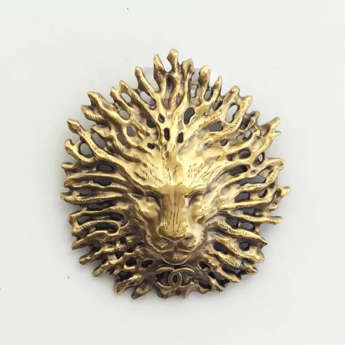 Limited Edition Chanel 19K 2019 Large Lion Head Gold Tone Brooch Pin