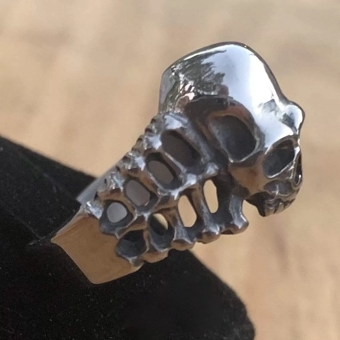 Skull Ring W/ Bones - Silver - R66