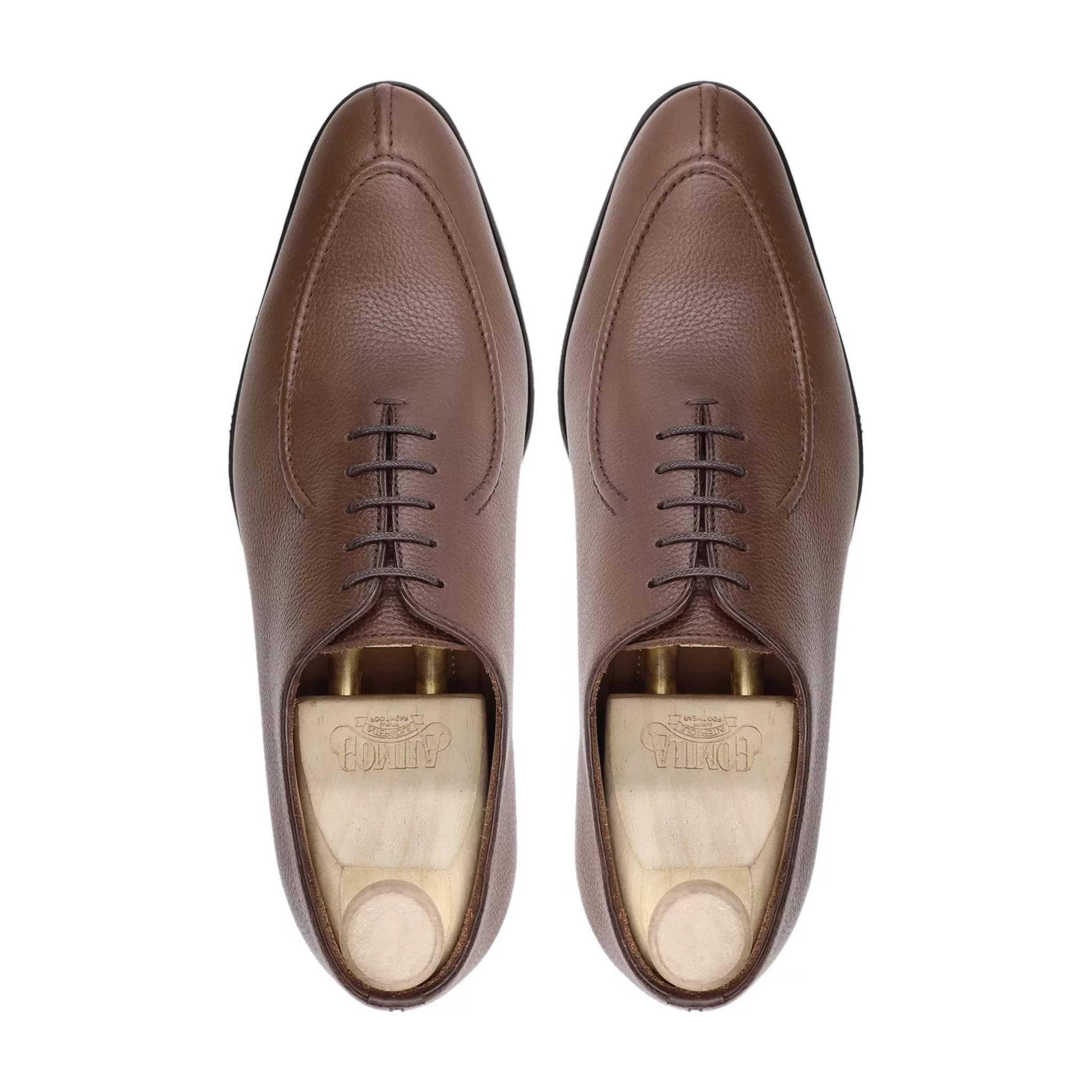 Torun - Men's Brown Pebble Grain Wholecut Shoe