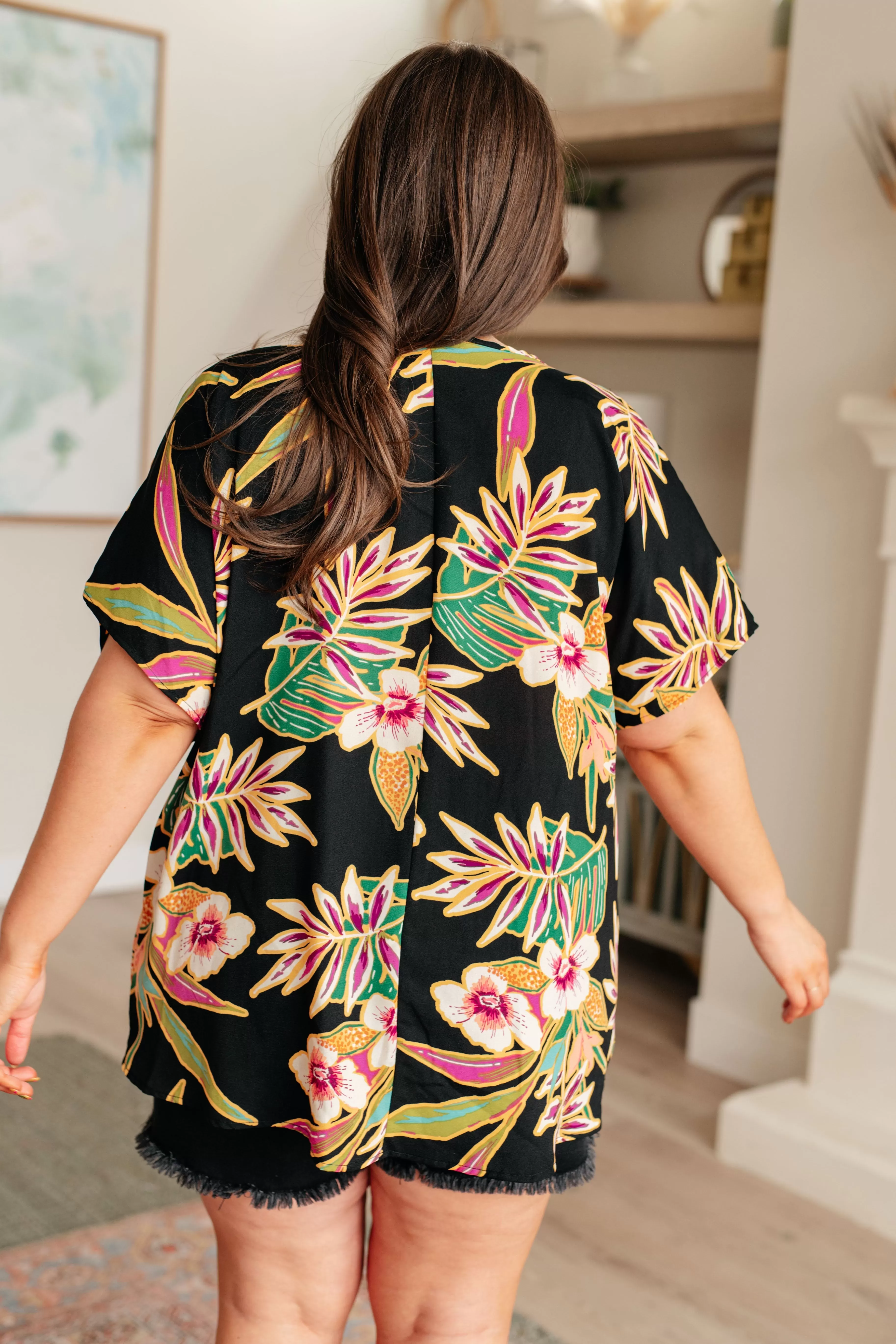 Tropical Bouquet V-Neck Top - 4/25