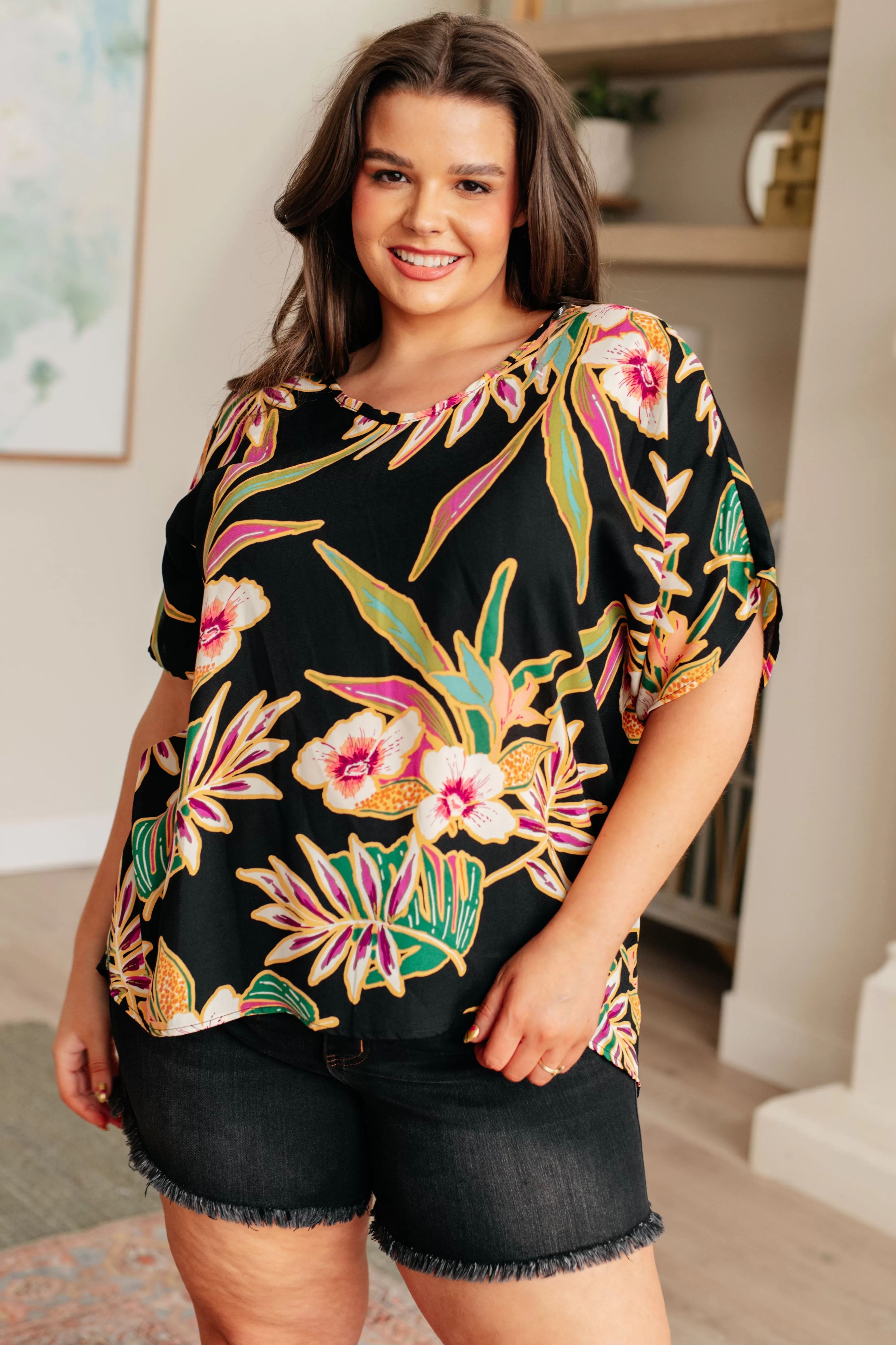 Tropical Bouquet V-Neck Top - 4/25