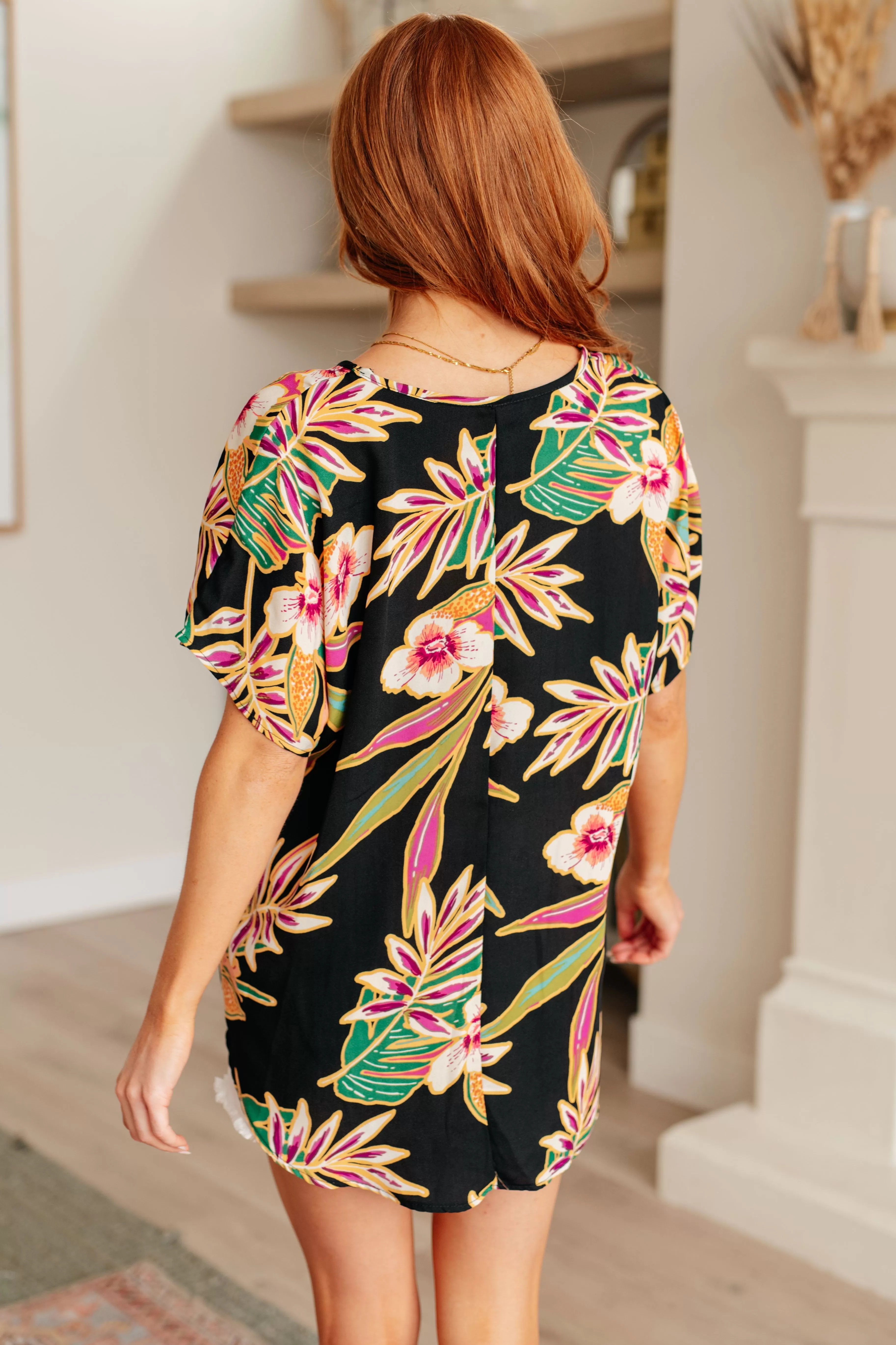 Tropical Bouquet V-Neck Top - 4/25