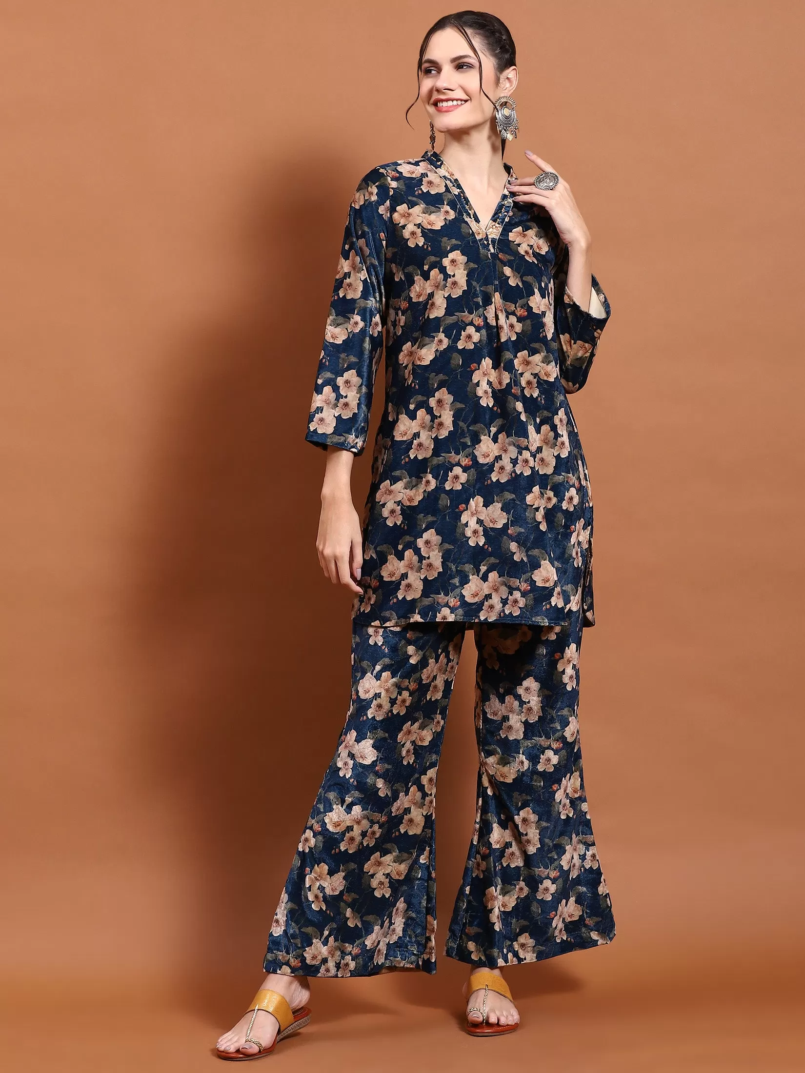 Winter Women Blue Floral Print Co-Ord Set